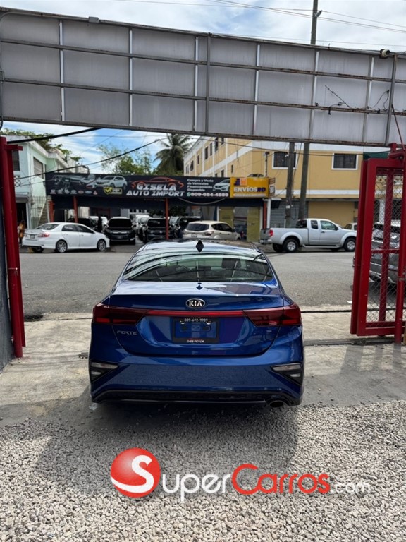 2020 Kia Forte LXS — foto 5 / 10
