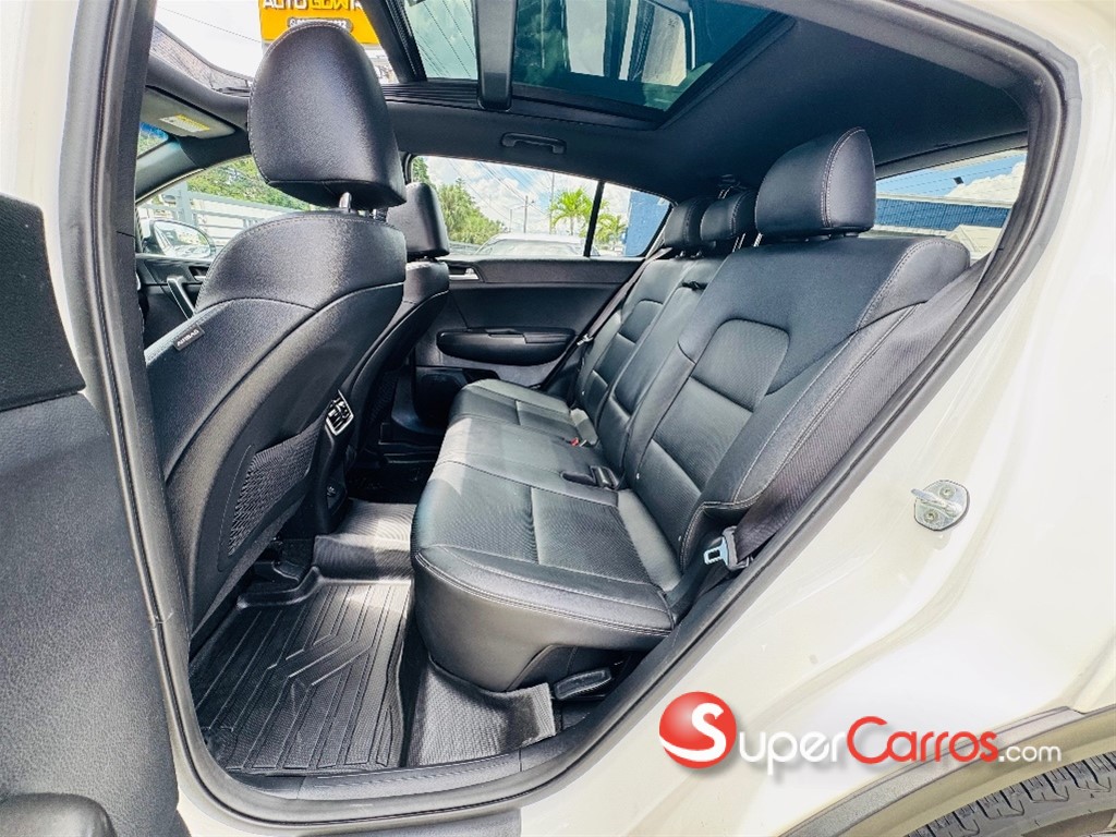 2020 Kia Sportage S — foto 7 / 12