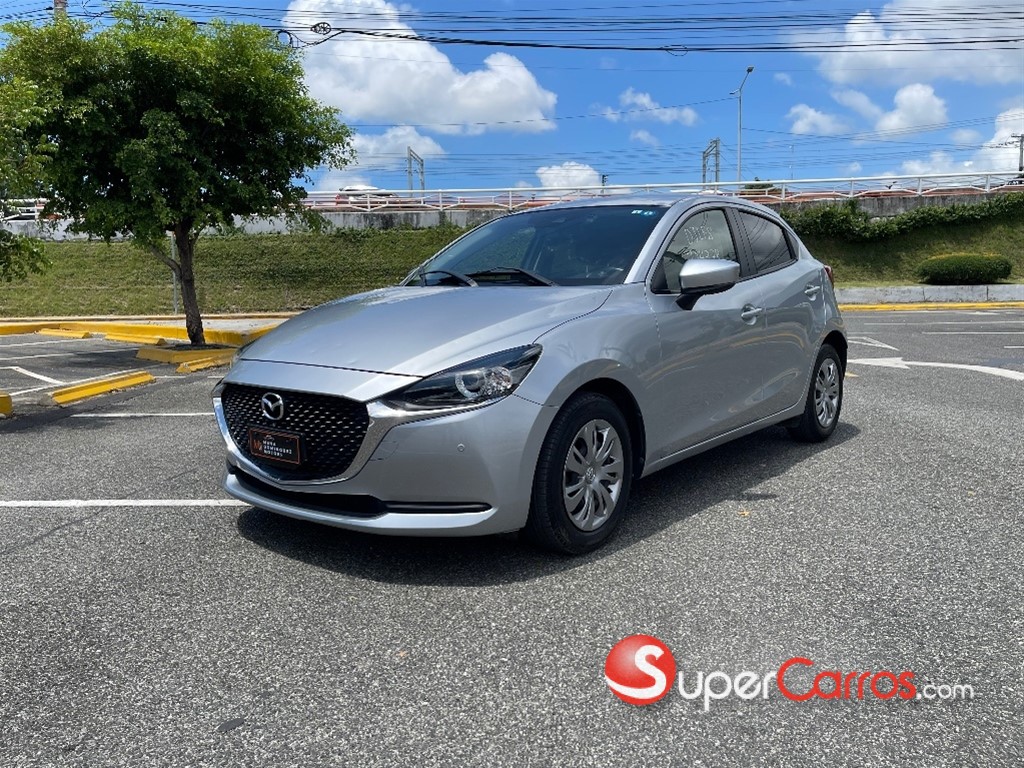 2020 Mazda 2 — foto 2 / 12