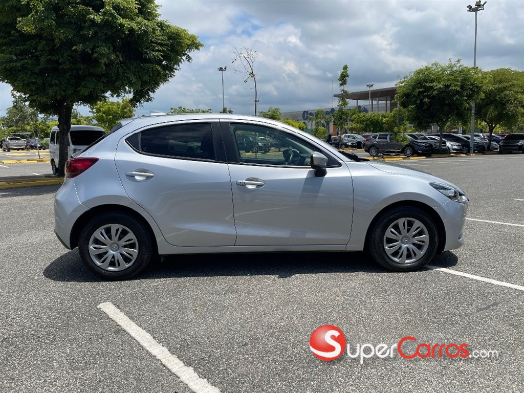 2020 Mazda 2 — foto 7 / 12