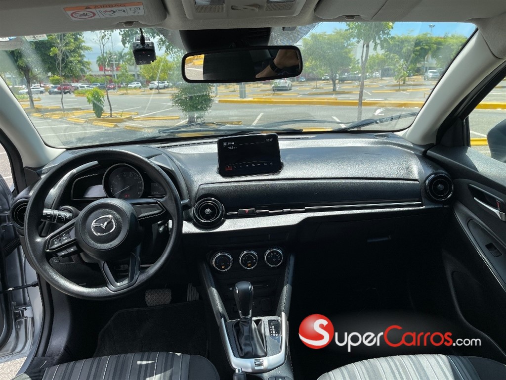 2020 Mazda 2 — foto 9 / 12