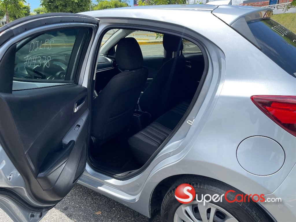 2020 Mazda 2 — foto 10 / 12