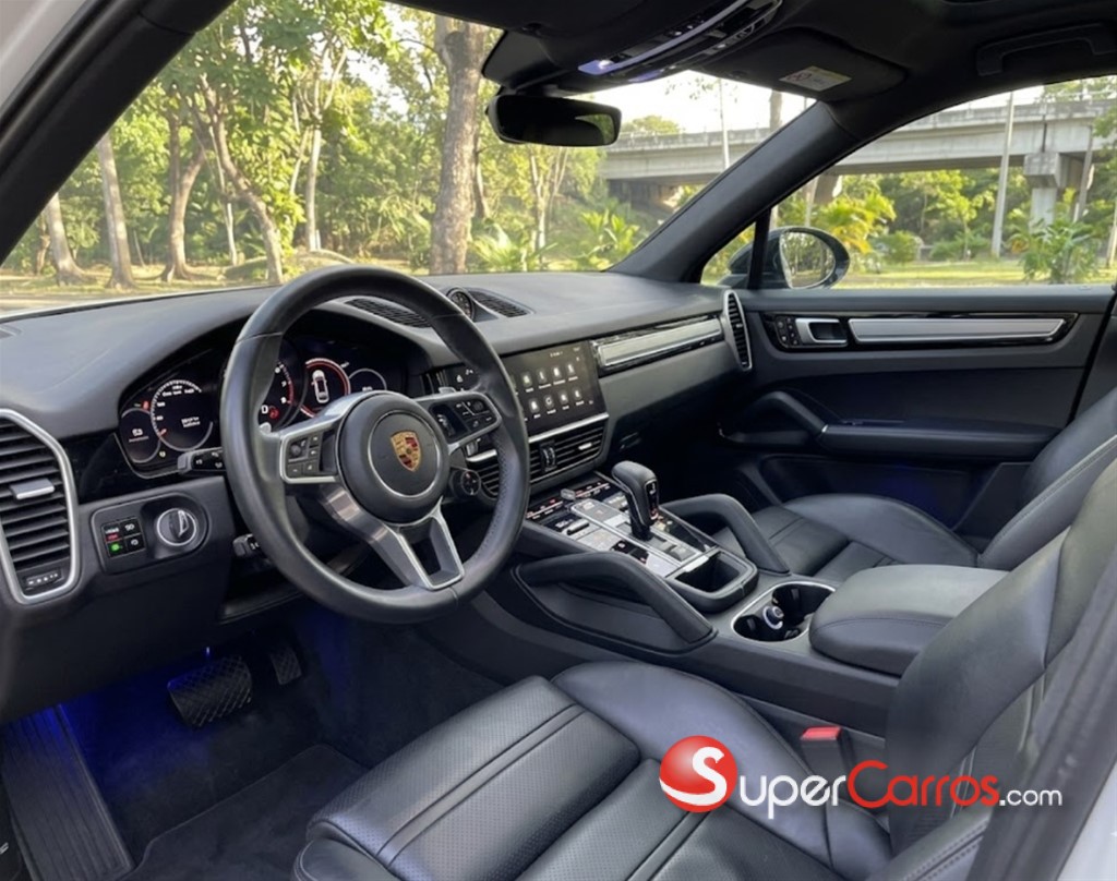 2022 Porsche Cayenne Coupe Platinum — foto 8 / 12