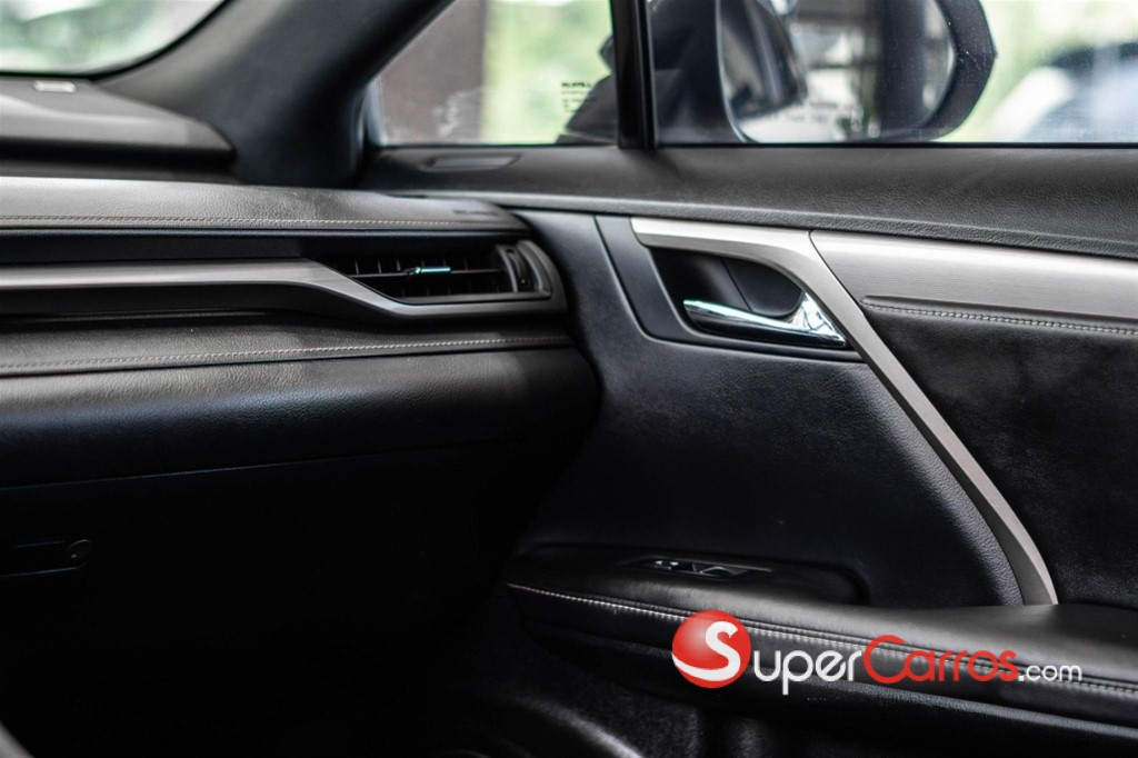 2022 Porsche Cayenne Coupe Platinum — foto 12 / 12