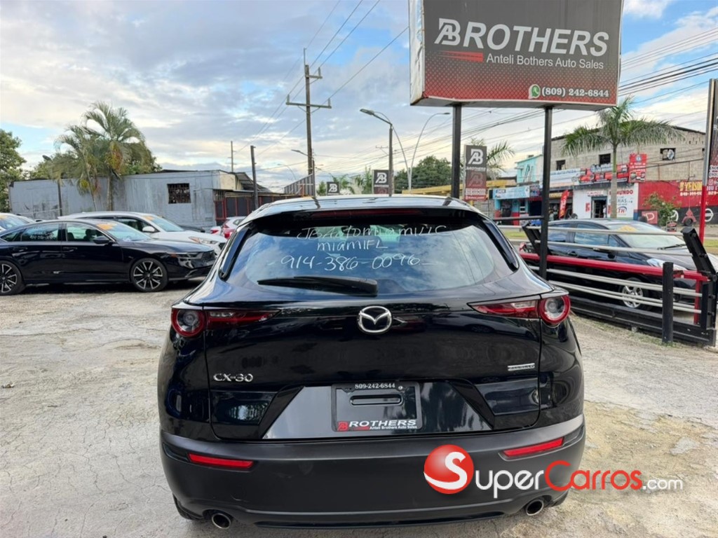 2021 Mazda CX-30 — foto 6 / 12