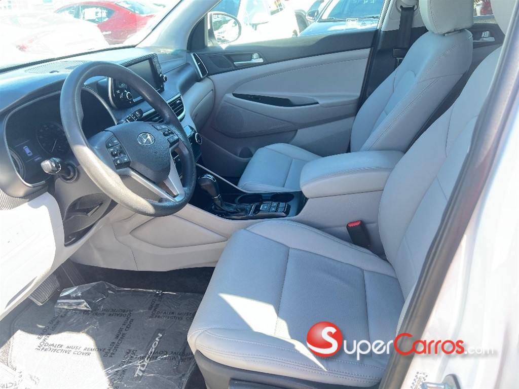 2020 Hyundai Tucson S — foto 8 / 10