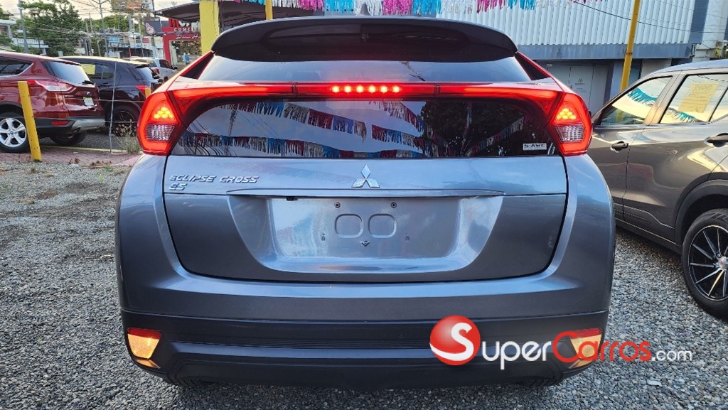 2020 Mitsubishi Motors Eclipse Cross — foto 4 / 12