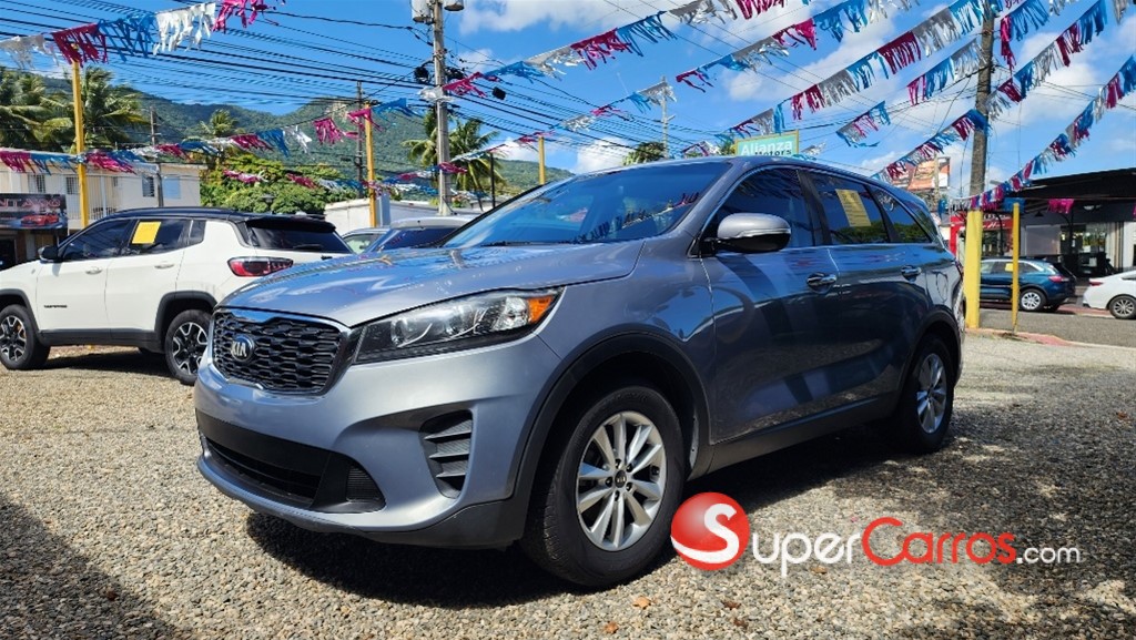 2020 Kia Sorento LX — foto 2 / 12