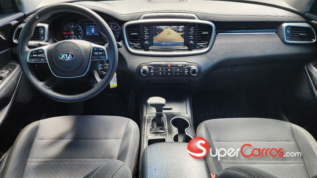 2020 Kia Sorento LX — foto 7 / 12