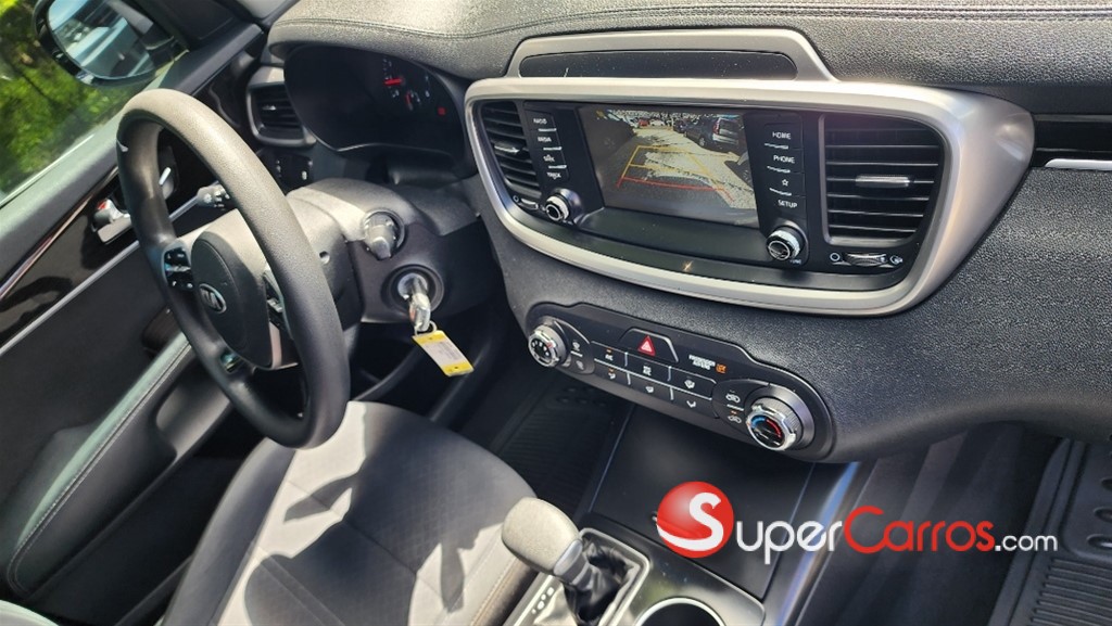 2020 Kia Sorento LX — foto 9 / 12