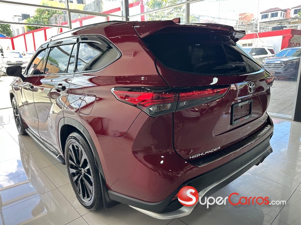 2022 Toyota Highlander XSE — foto 2 / 10