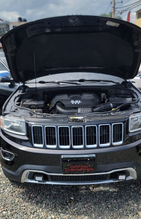 2014 Jeep Grand Cherokee Limited 4x4 — foto 5 / 9