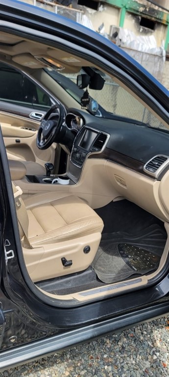 2014 Jeep Grand Cherokee Limited 4x4 — foto 7 / 9