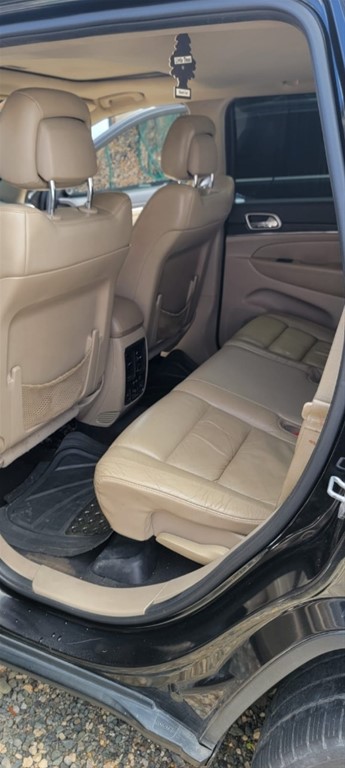 2014 Jeep Grand Cherokee Limited 4x4 — foto 8 / 9
