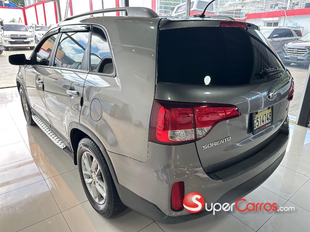 2015 Kia Sorento — foto 2 / 10