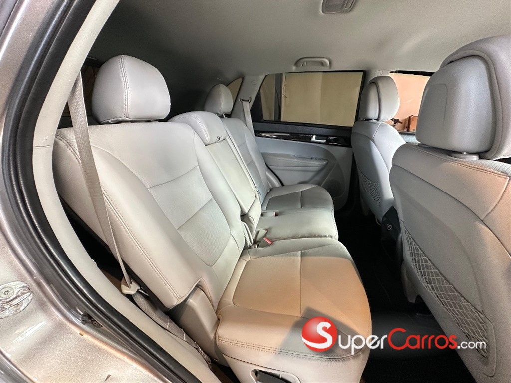 2015 Kia Sorento — foto 5 / 10