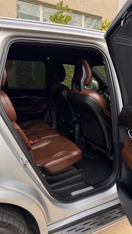2018 Volvo XC90 Inscription T8 Híbrido — foto 8 / 10