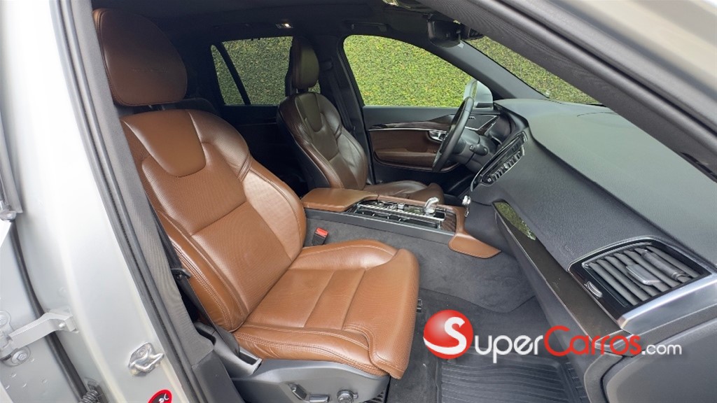 2018 Volvo XC90 Inscription T8 Híbrido — foto 9 / 10