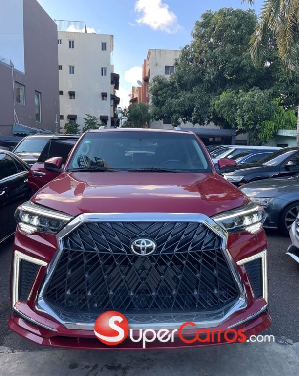 2018 Toyota 4 Runner SR5 — foto 3 / 9