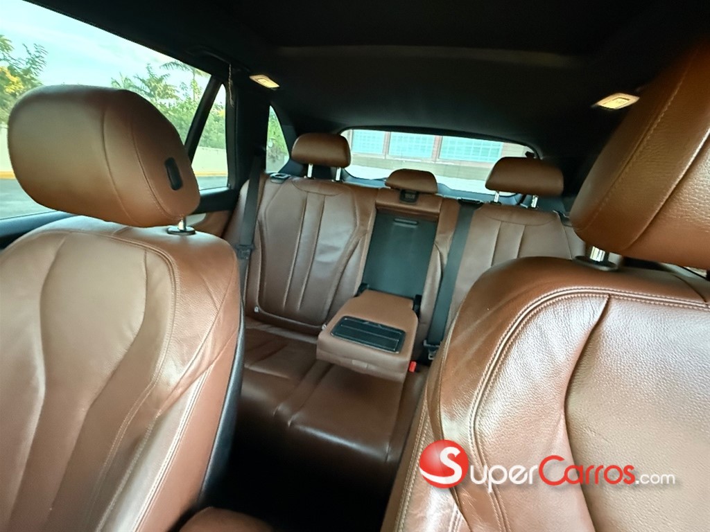 2014 BMW X 5 30D — foto 9 / 12