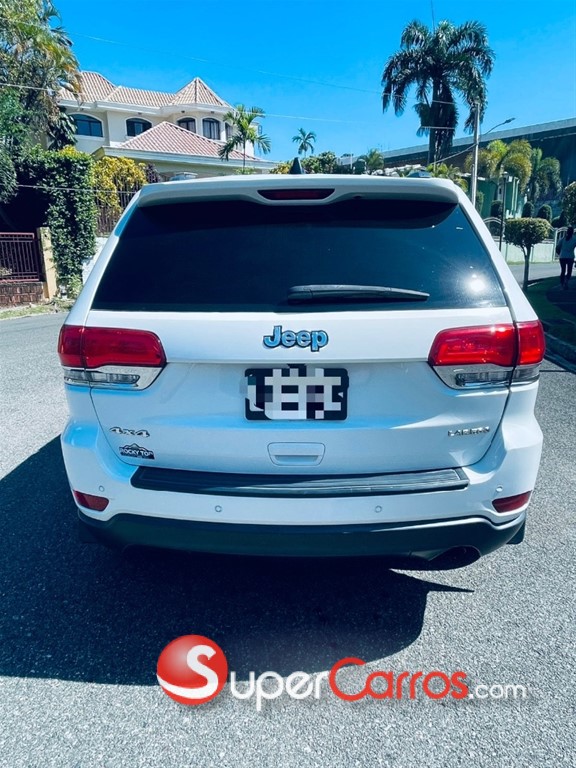 2017 Jeep Grand Cherokee Laredo — foto 7 / 12