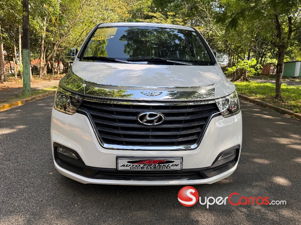 2020 Hyundai Grand Starex
