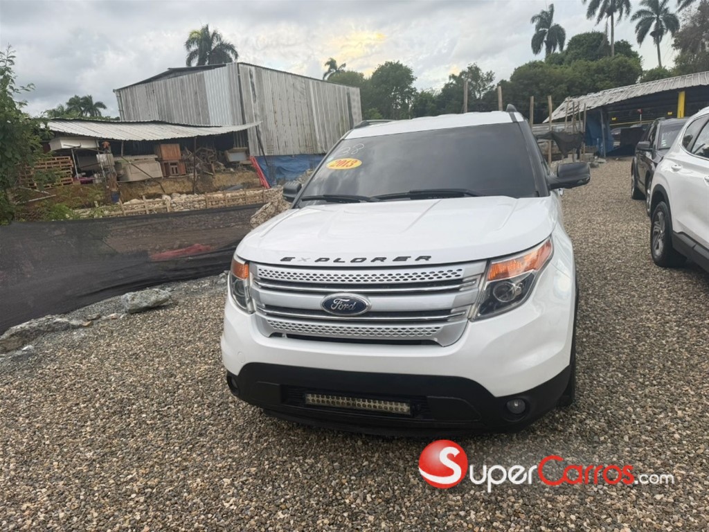 2013 Ford Explorer XLT