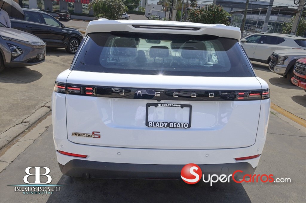 2026 JAECOO J5 — foto 9 / 12