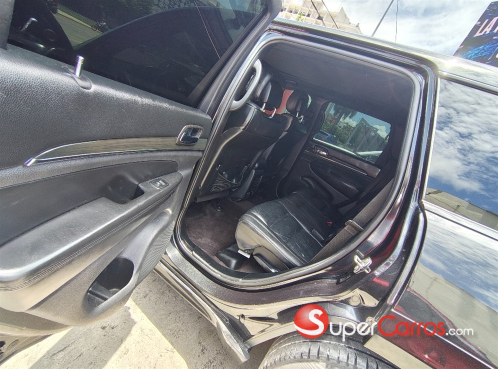 2016 Jeep Cherokee Overland — foto 2 / 9