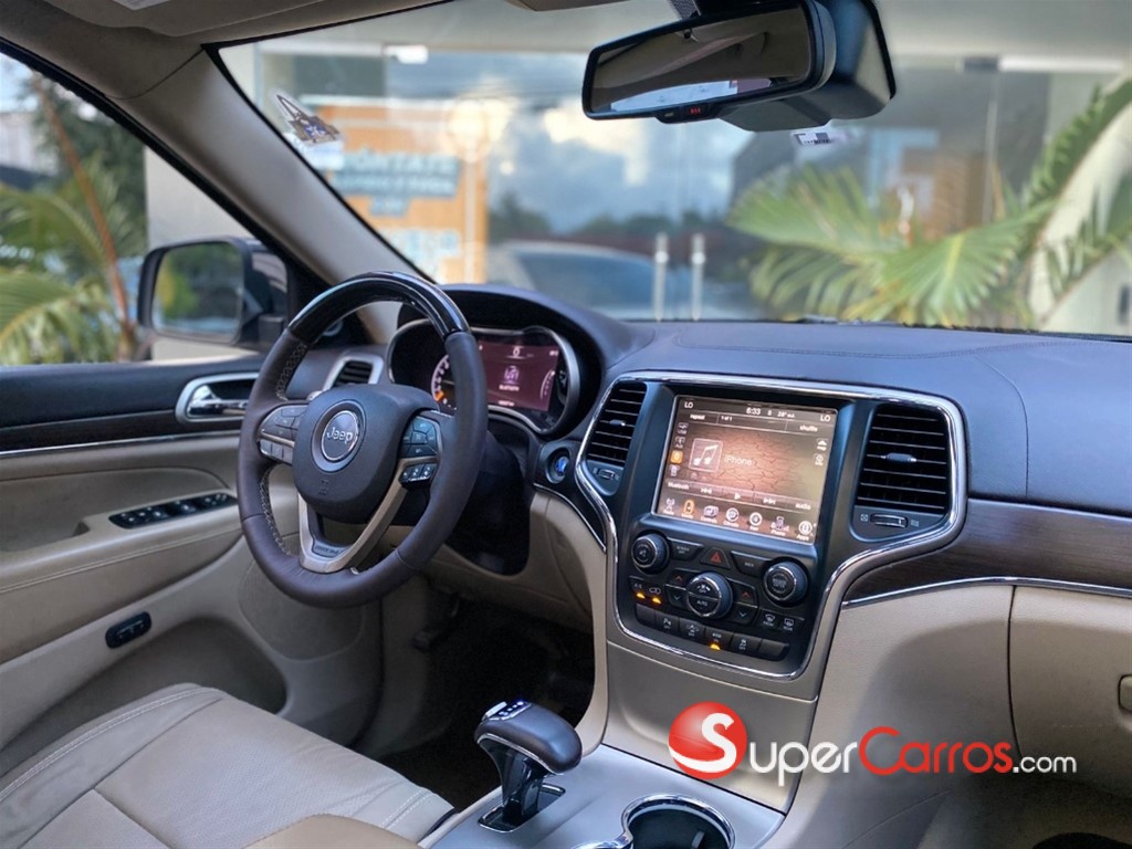 2014 Jeep Grand Cherokee Overland — foto 7 / 10