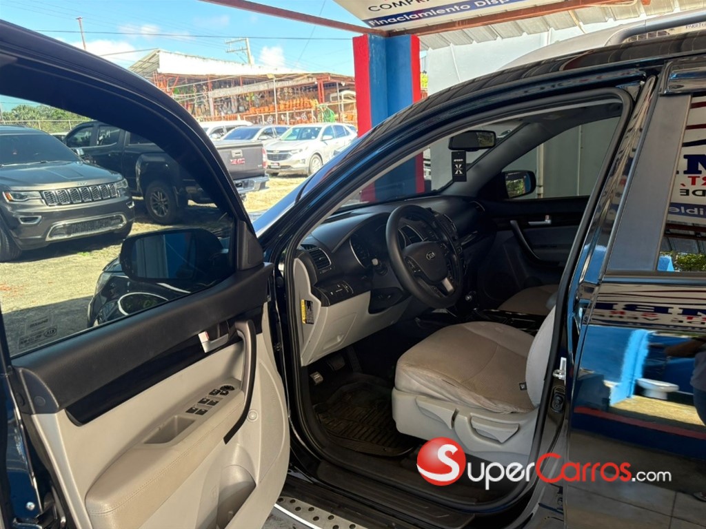 2015 Kia Sorento LX — foto 7 / 12