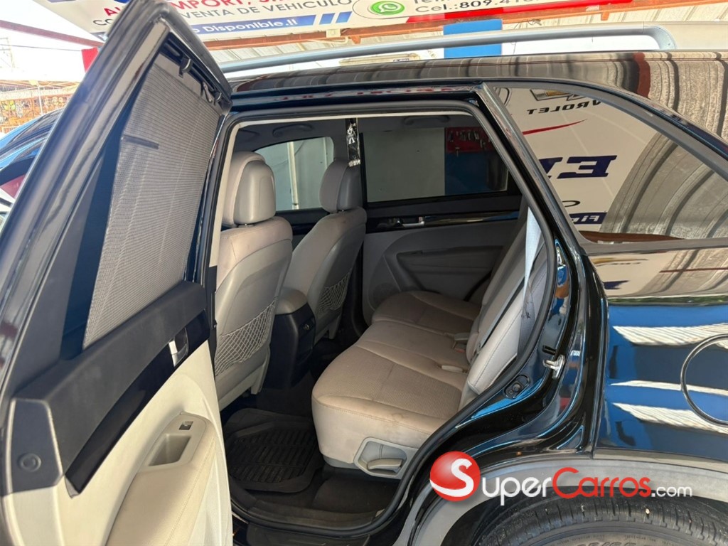 2015 Kia Sorento LX — foto 9 / 12