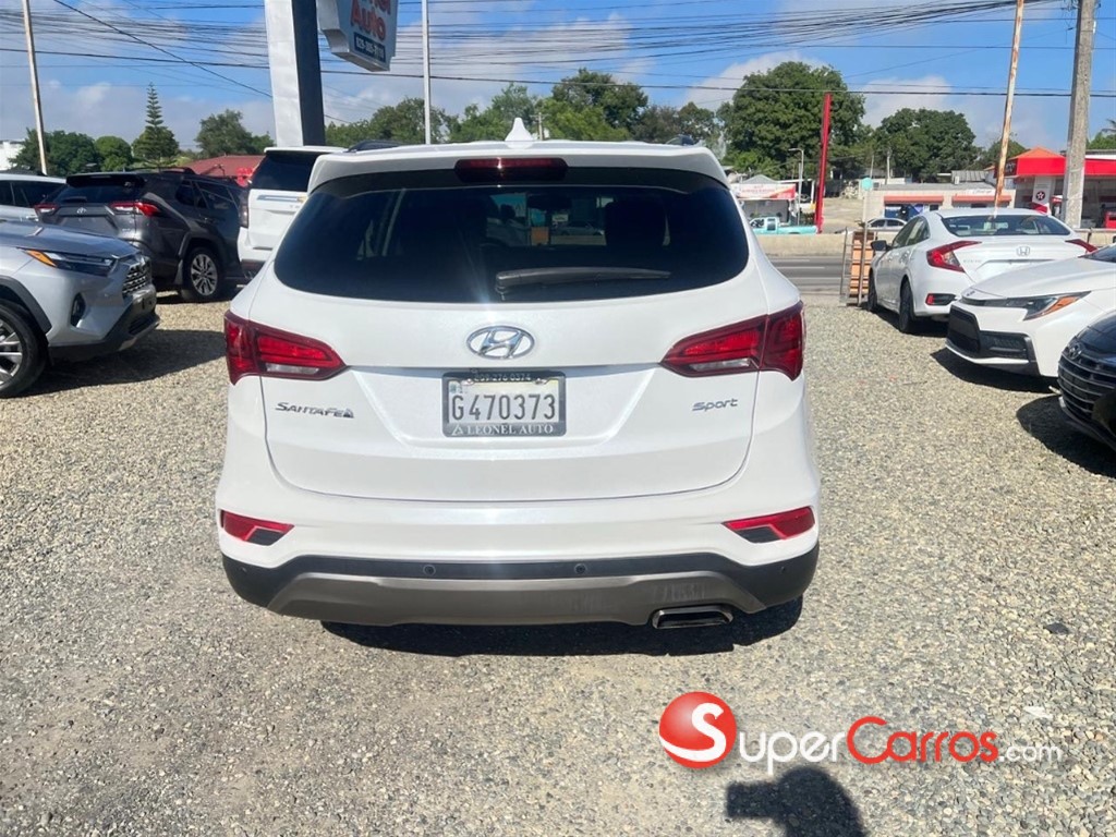 2018 Hyundai Santa Fe Sport — foto 5 / 11