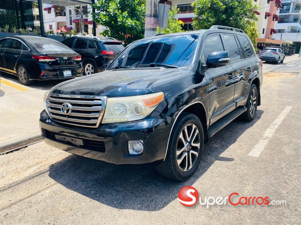 2013 Toyota Land Cruiser