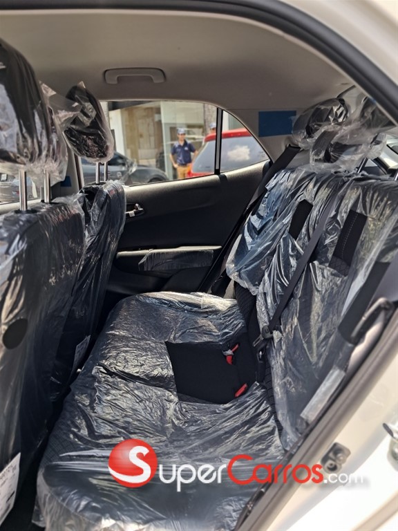 2027 Kia Picanto — foto 7 / 8