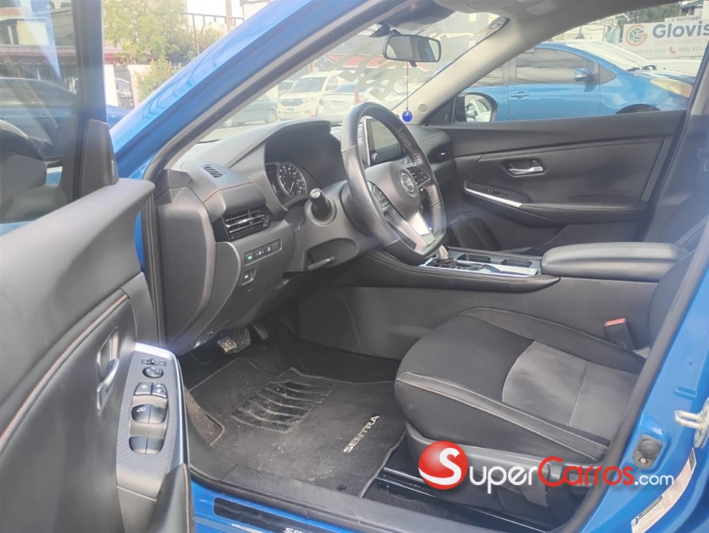 2021 Nissan Sentra SR — foto 3 / 8