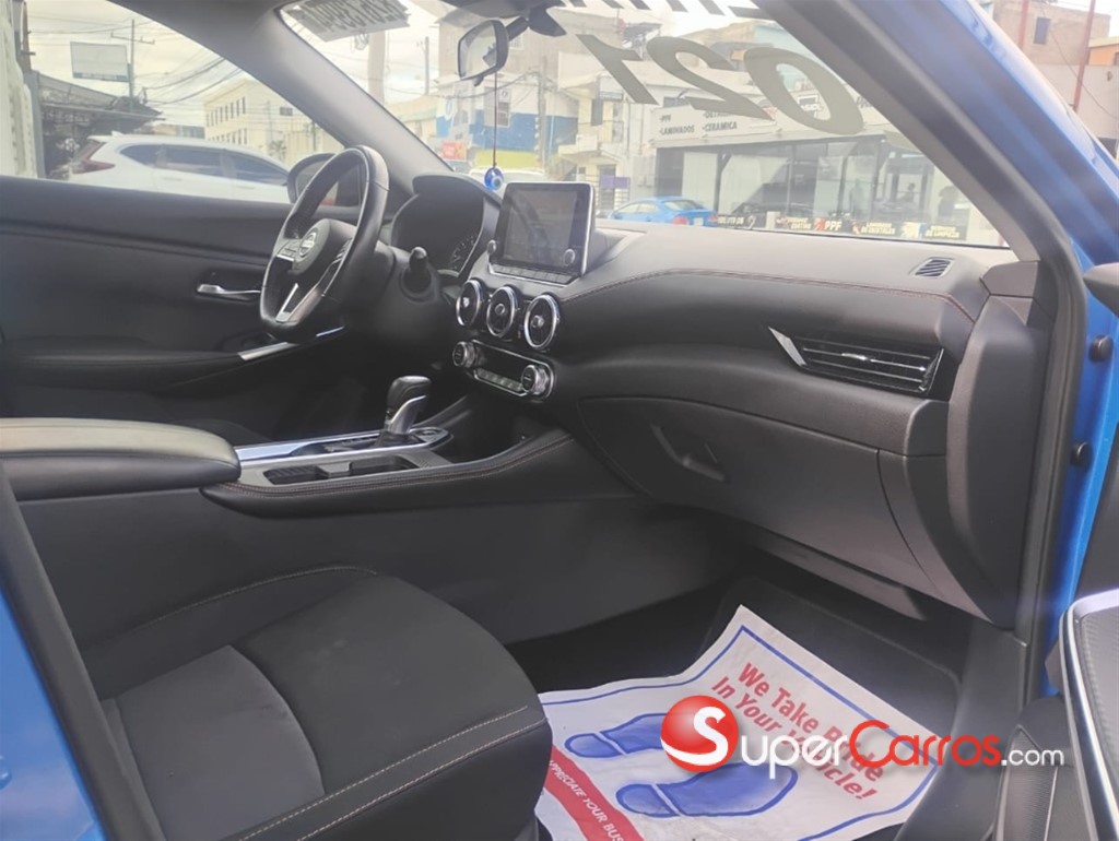 2021 Nissan Sentra SR — foto 4 / 8