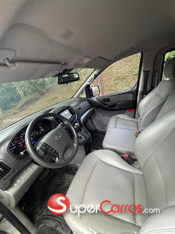 2019 Hyundai Starex GVX — foto 7 / 12