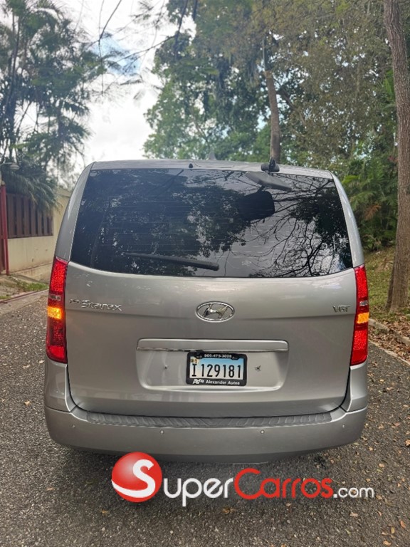 2019 Hyundai Starex GVX — foto 10 / 12
