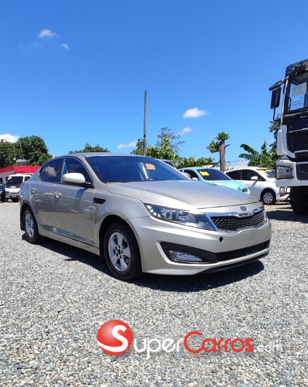 2011 Kia K-5 — foto 6 / 8