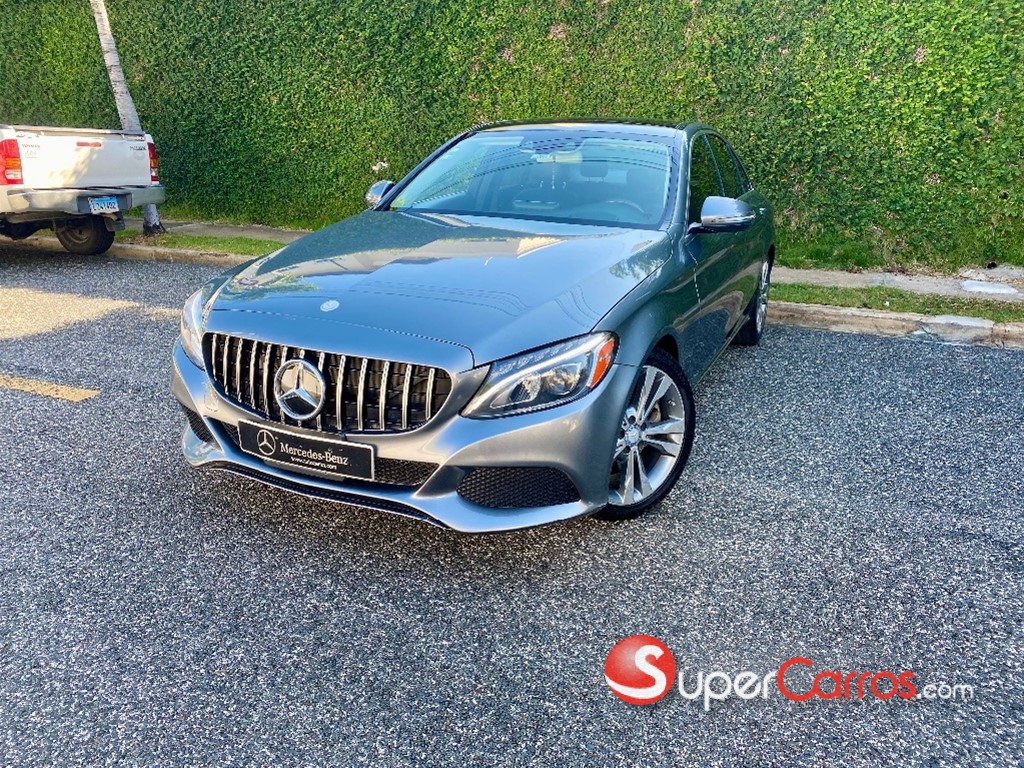2017 Mercedes-Benz Clase C 300 Elegance