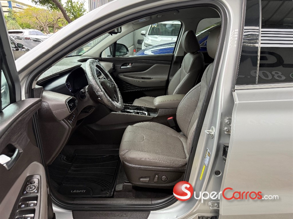 2020 Hyundai Santa Fe SEL — foto 9 / 11