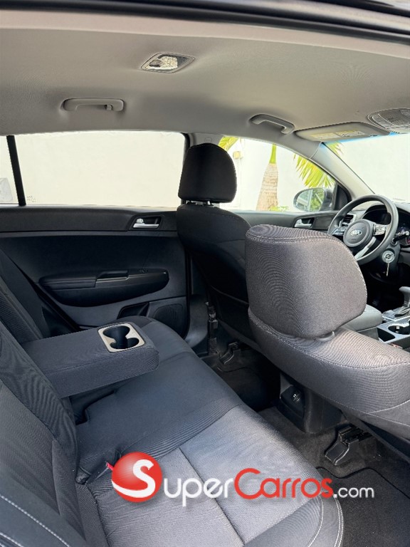 2020 Kia Sportage LX — foto 6 / 7