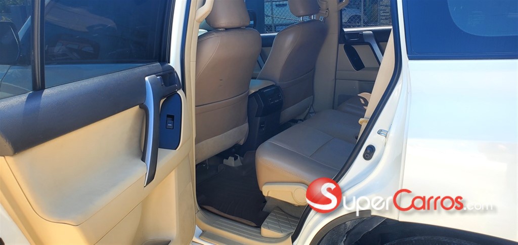 2015 Toyota Land Cruiser Prado — foto 12 / 12