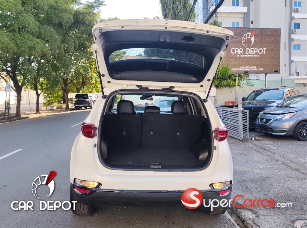 2020 Kia Sportage LX — foto 11 / 12