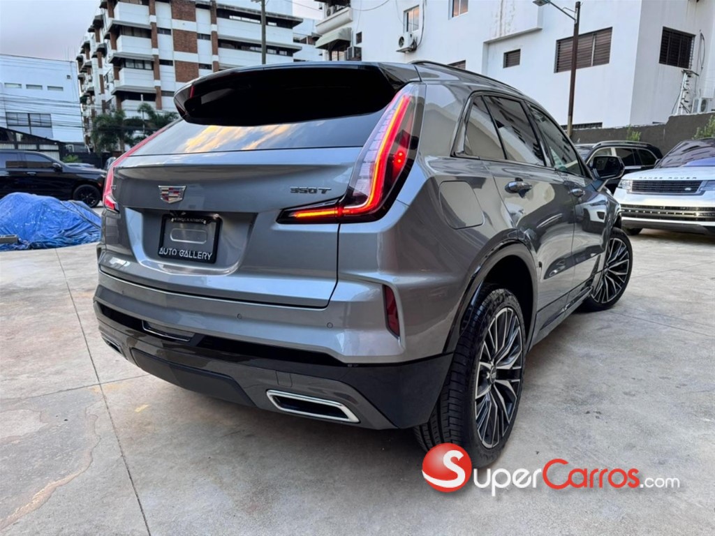 2024 Cadillac XT4 350 T — foto 7 / 10