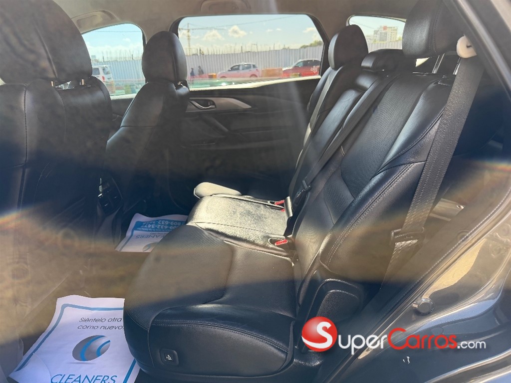 2021 Mazda CX-9 Touring — foto 6 / 10