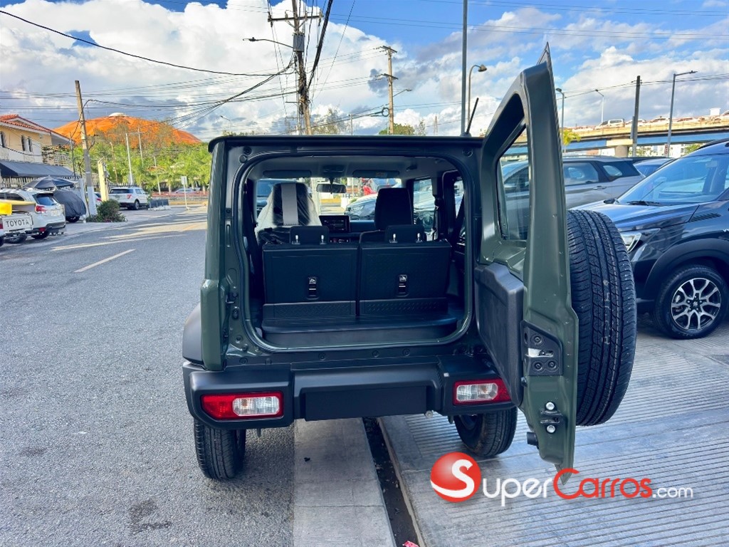 2026 Suzuki Jimny GLX — foto 11 / 12
