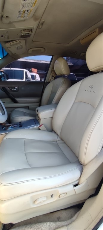2005 Infiniti FX-35 — foto 3 / 9