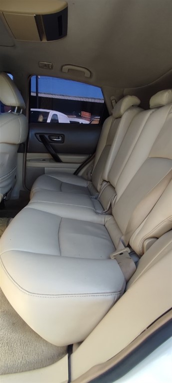 2005 Infiniti FX-35 — foto 4 / 9